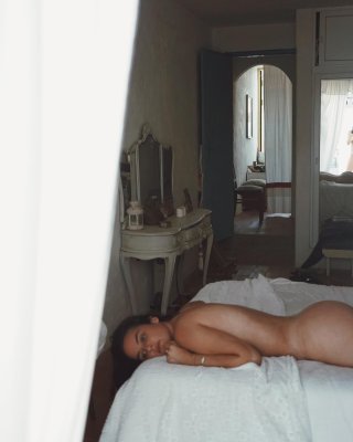Helena Coelho Photo #12