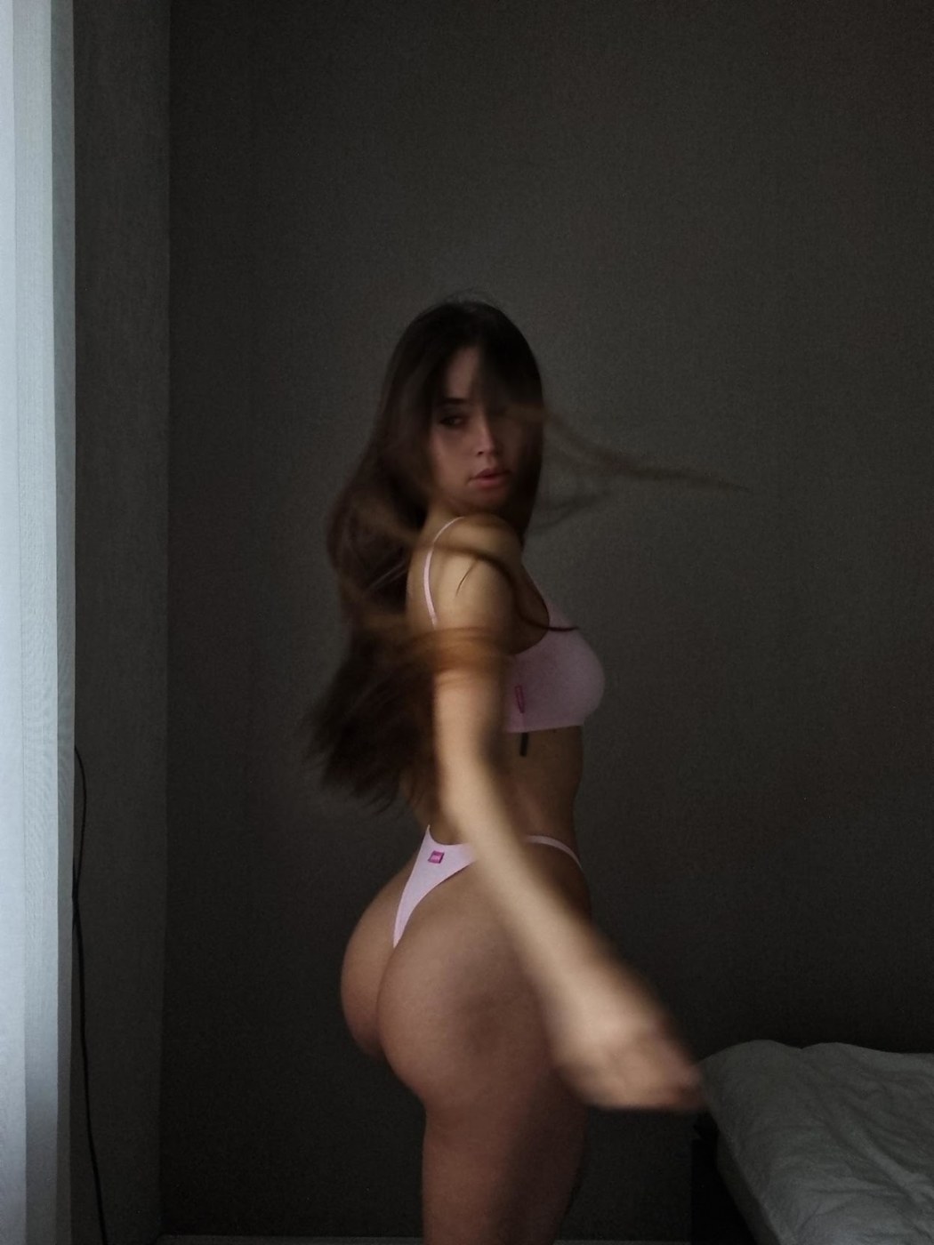 Janeonly Photo #6