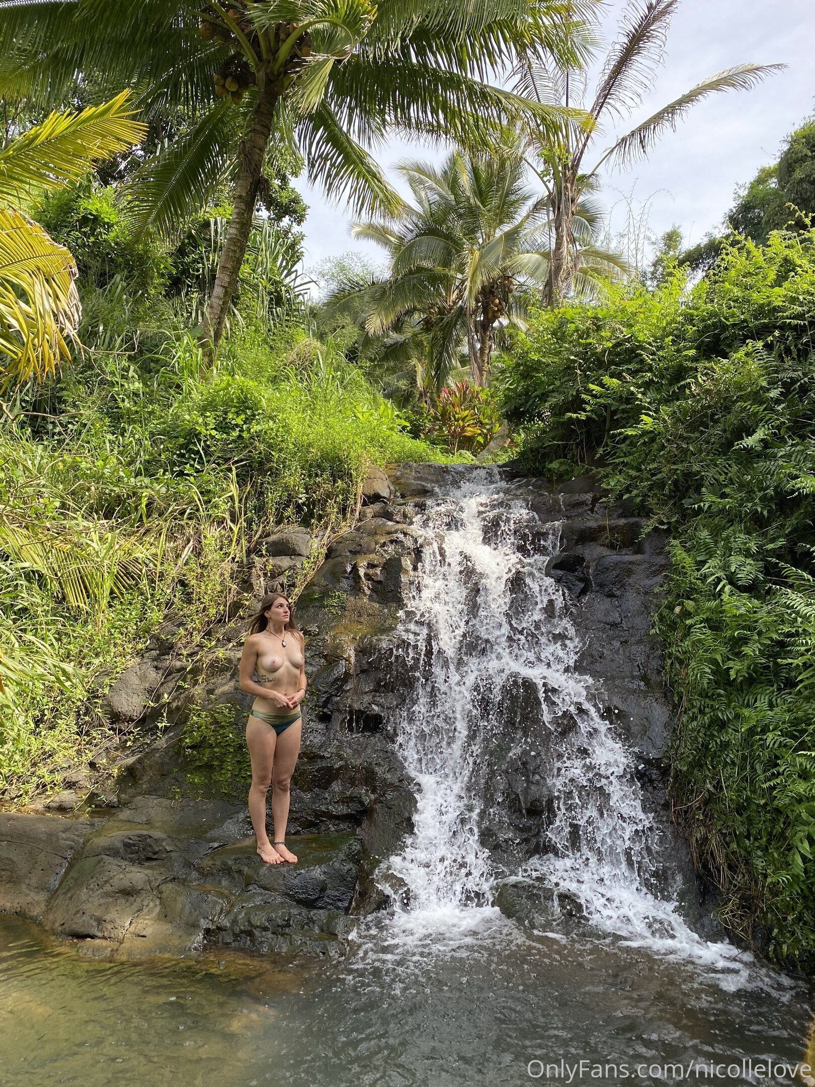 Nicolle Love Photo #44