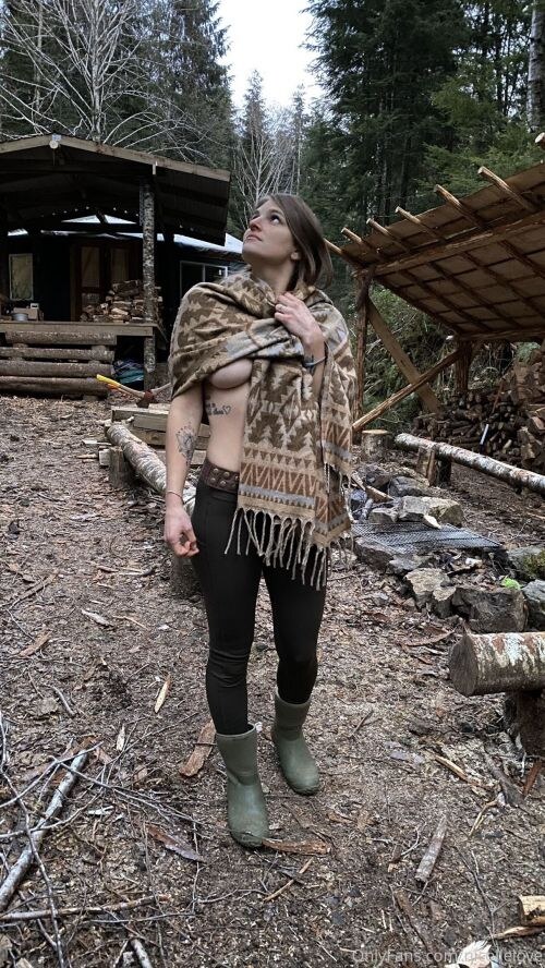 Nicolle Love Photo #273