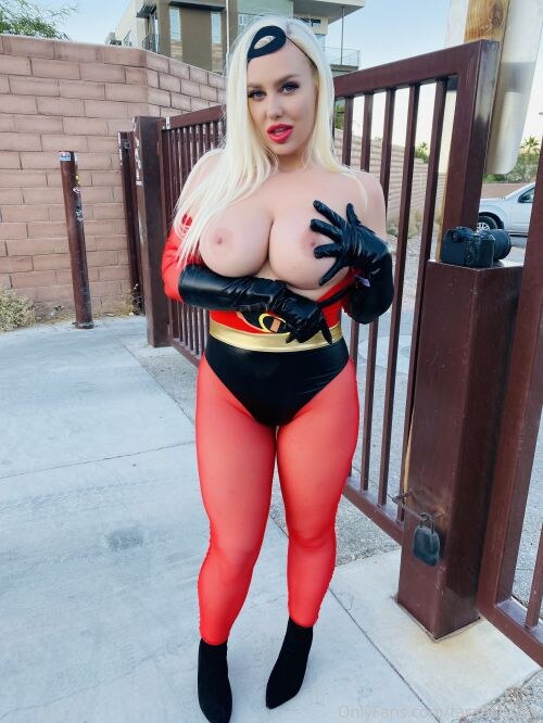 Tara Babcock Photo #418