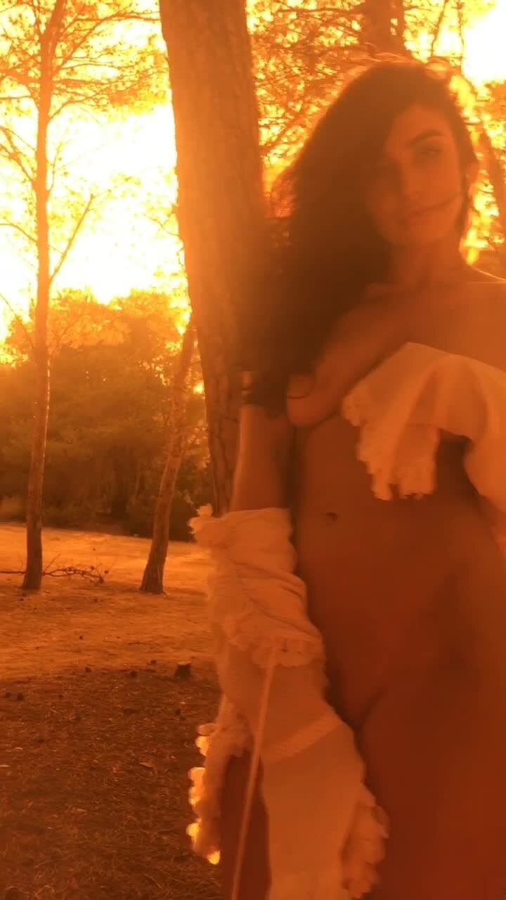 Scarlet Bouvier Photo #388