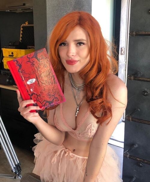 Bella Thorne Photo #58