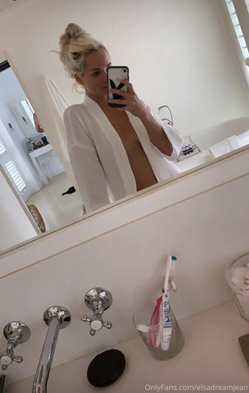 Elsa Jean Photo #258