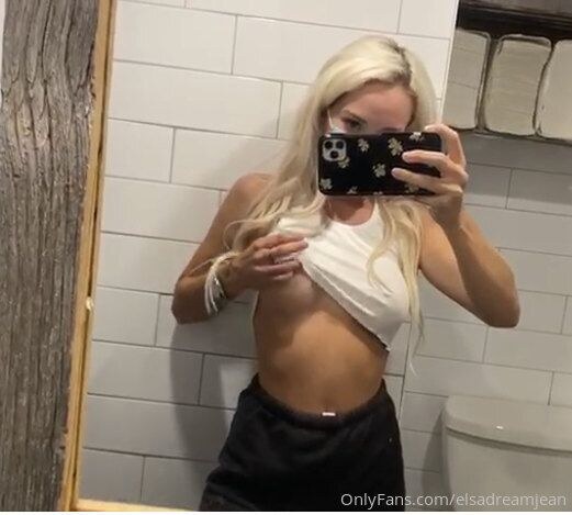 Elsa Jean Photo #319