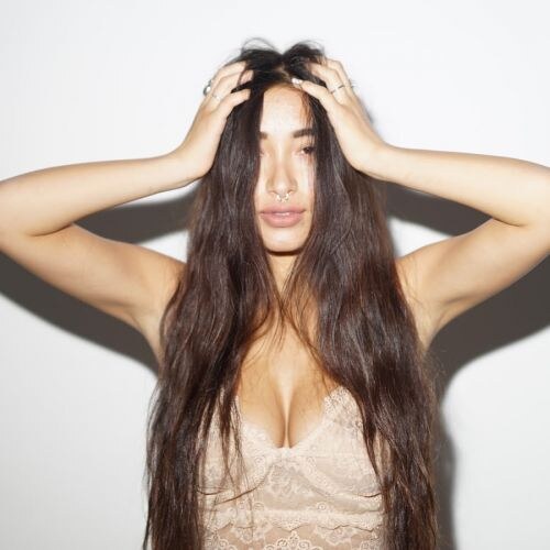 Hitomi Mochizuki Photo #17