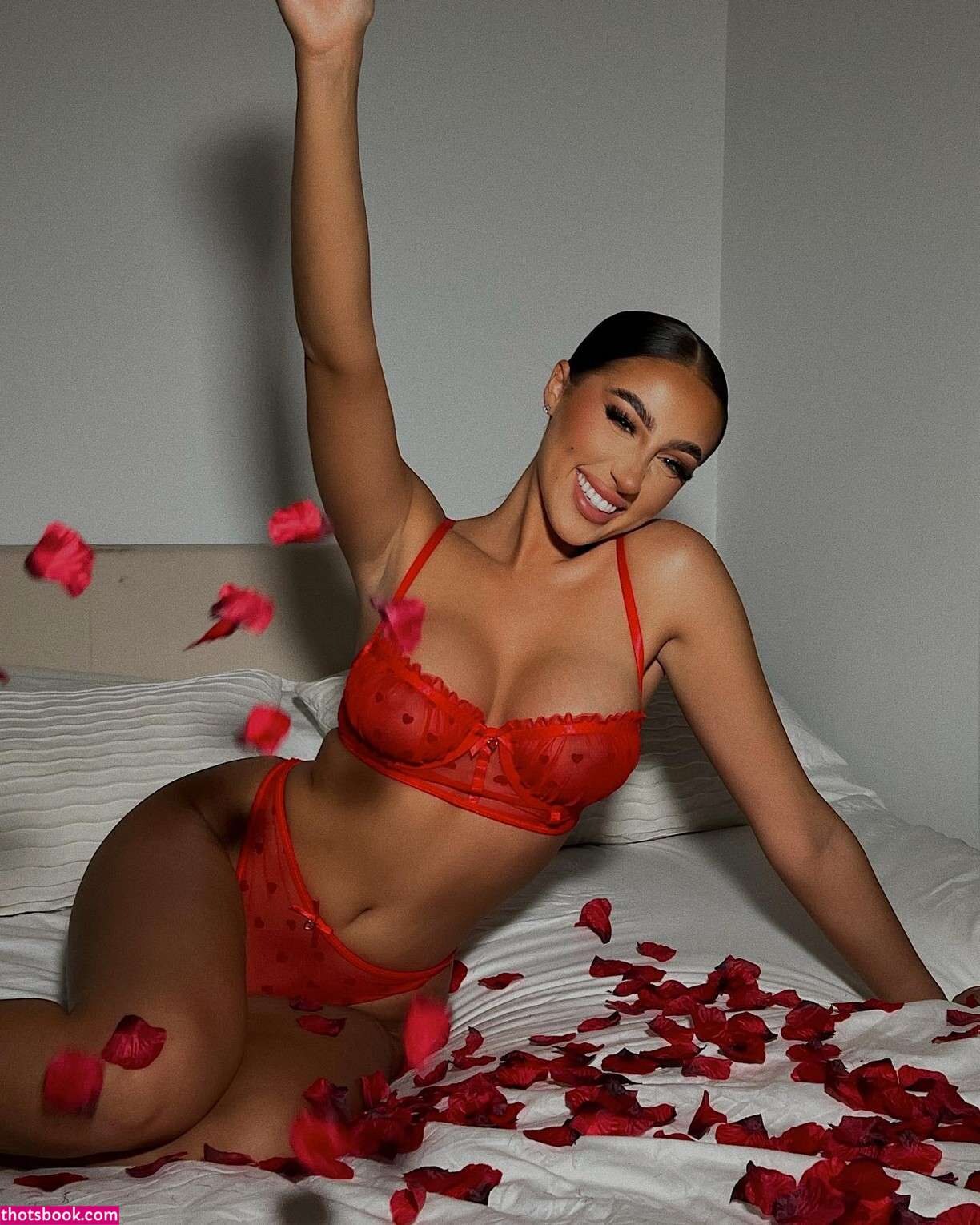 Rachel Alice Photo #18