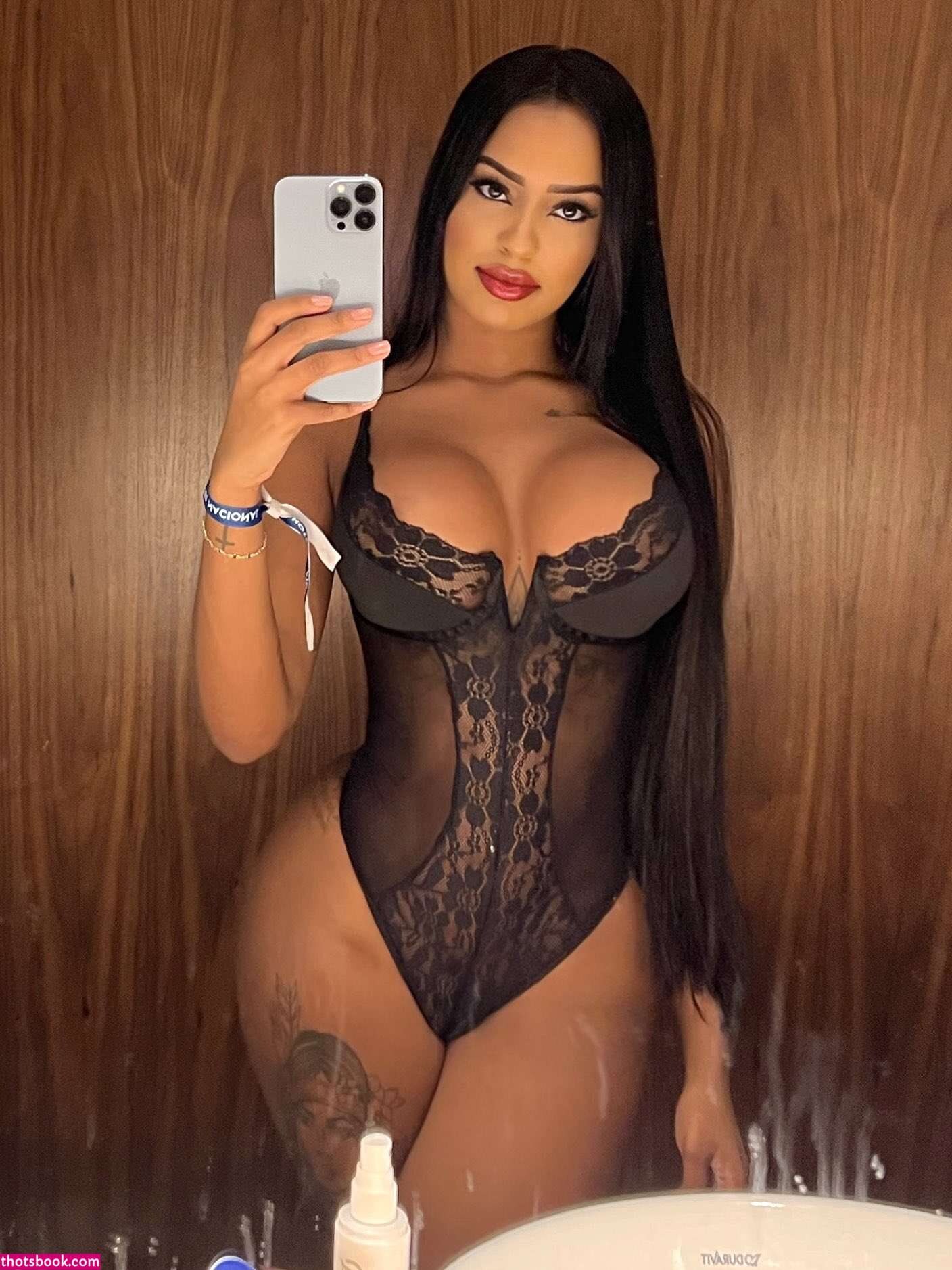 Catharina Gamma Photo #8