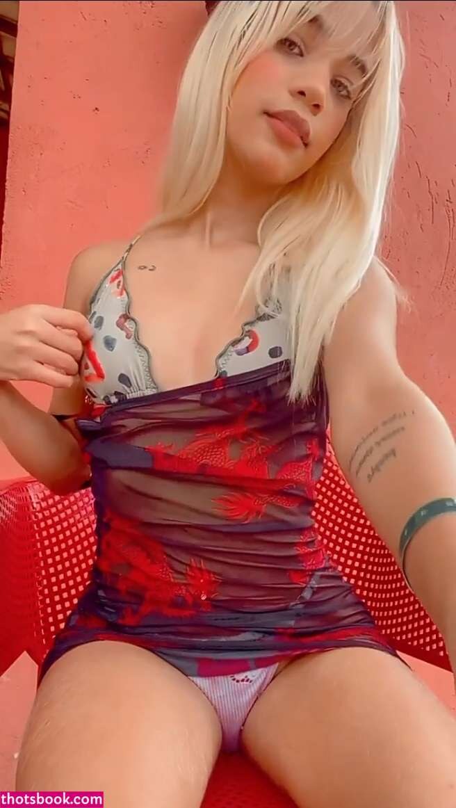 Joyce Santos Photo #6