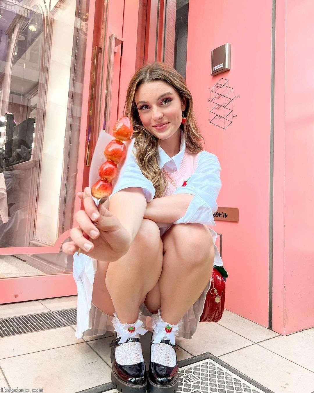 Taya Miller Photo #10