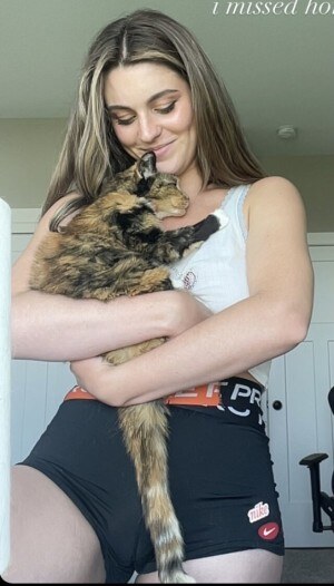 Taya Miller Photo #5