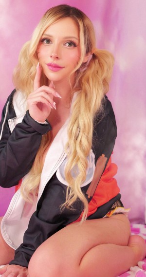 Katyuska Moonfox Photo #1509