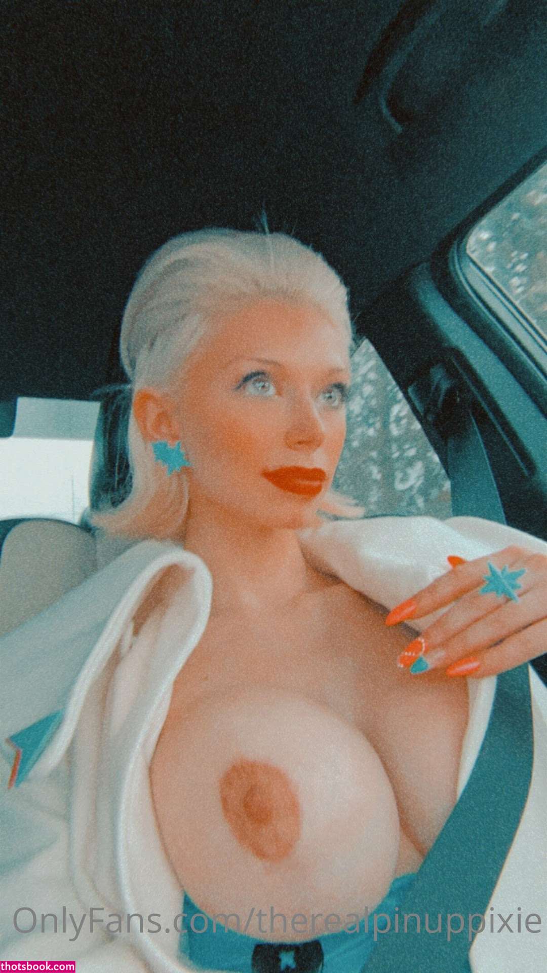 Pinuppixie Photo #205