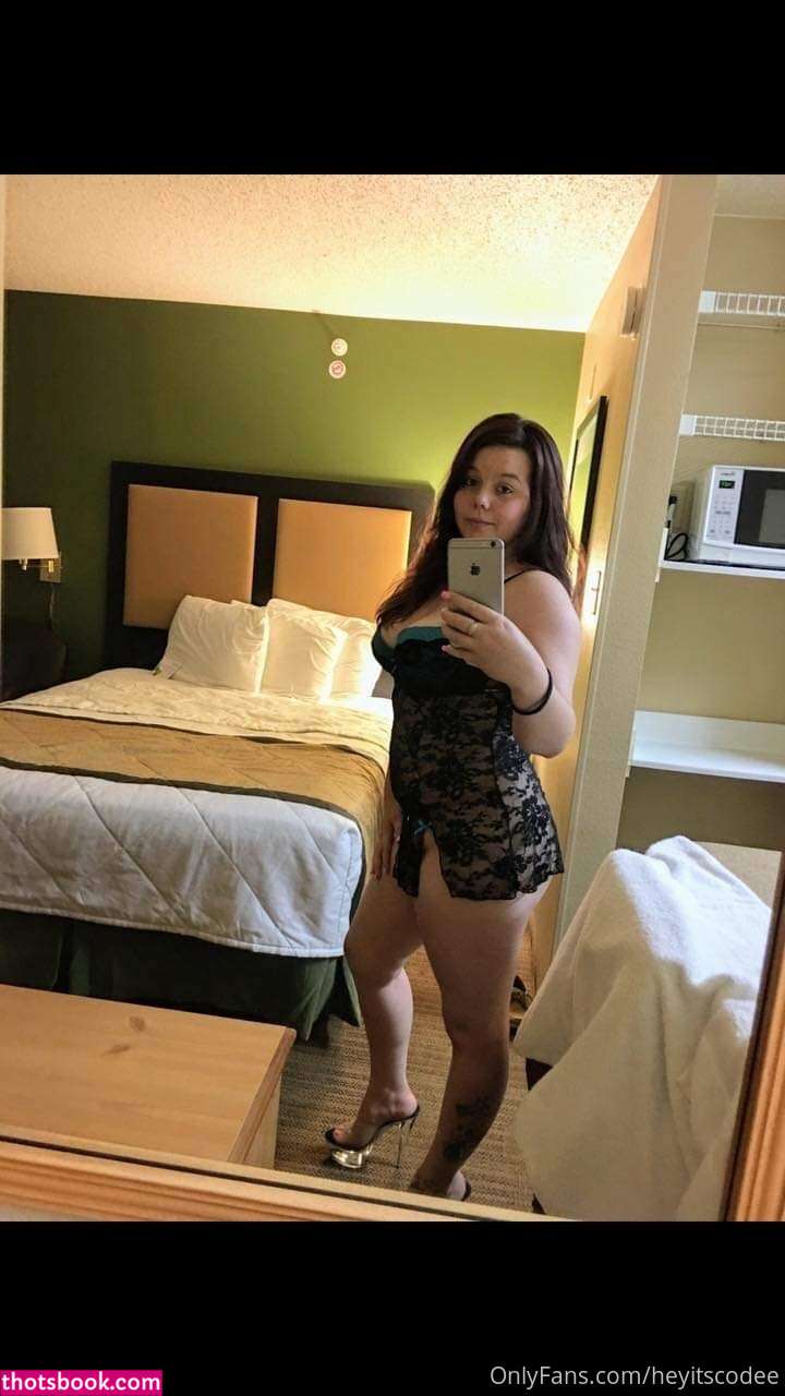 Heyitscodee Photo #86