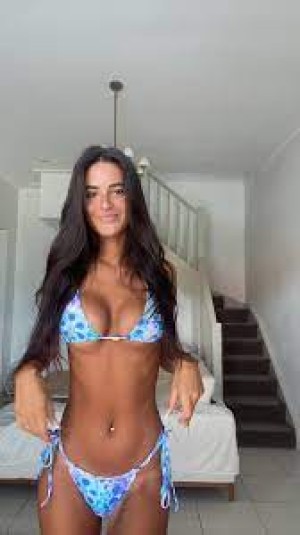 Hope Kelesis Photo #4