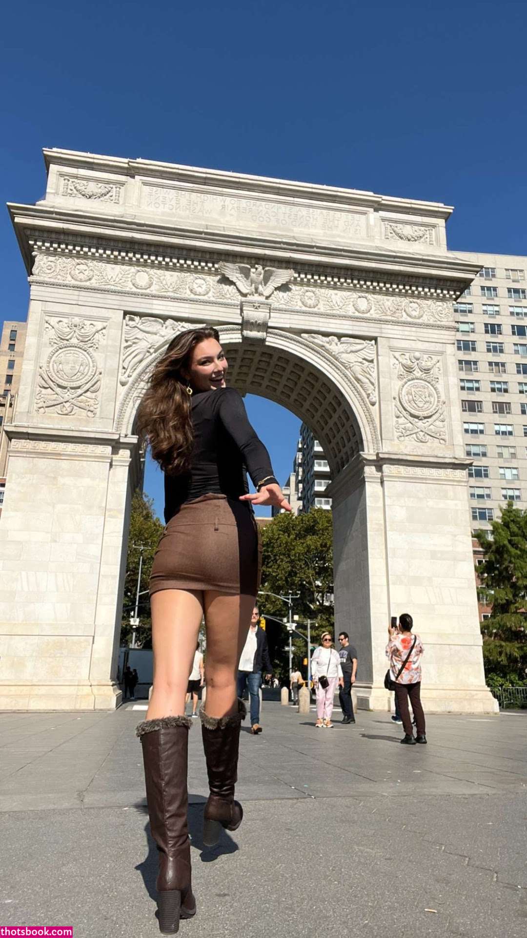 Rachel Michelle Photo #7