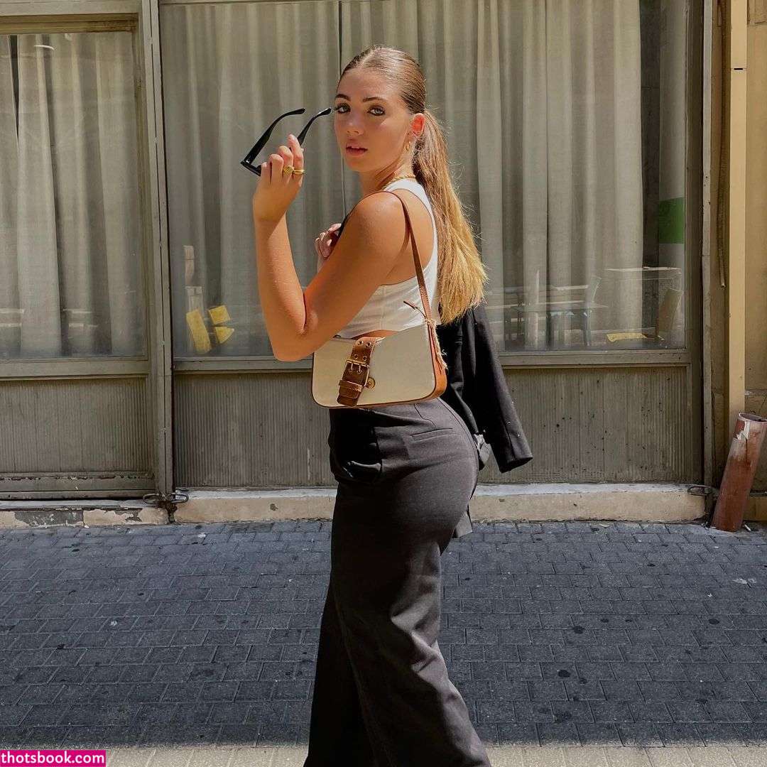 Ela Beeri Photo #128