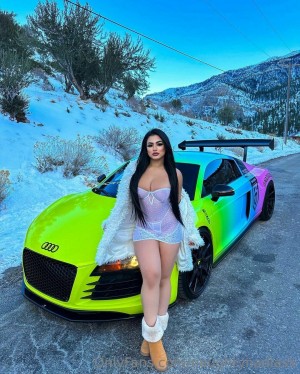 Nadia Khar Photo #61