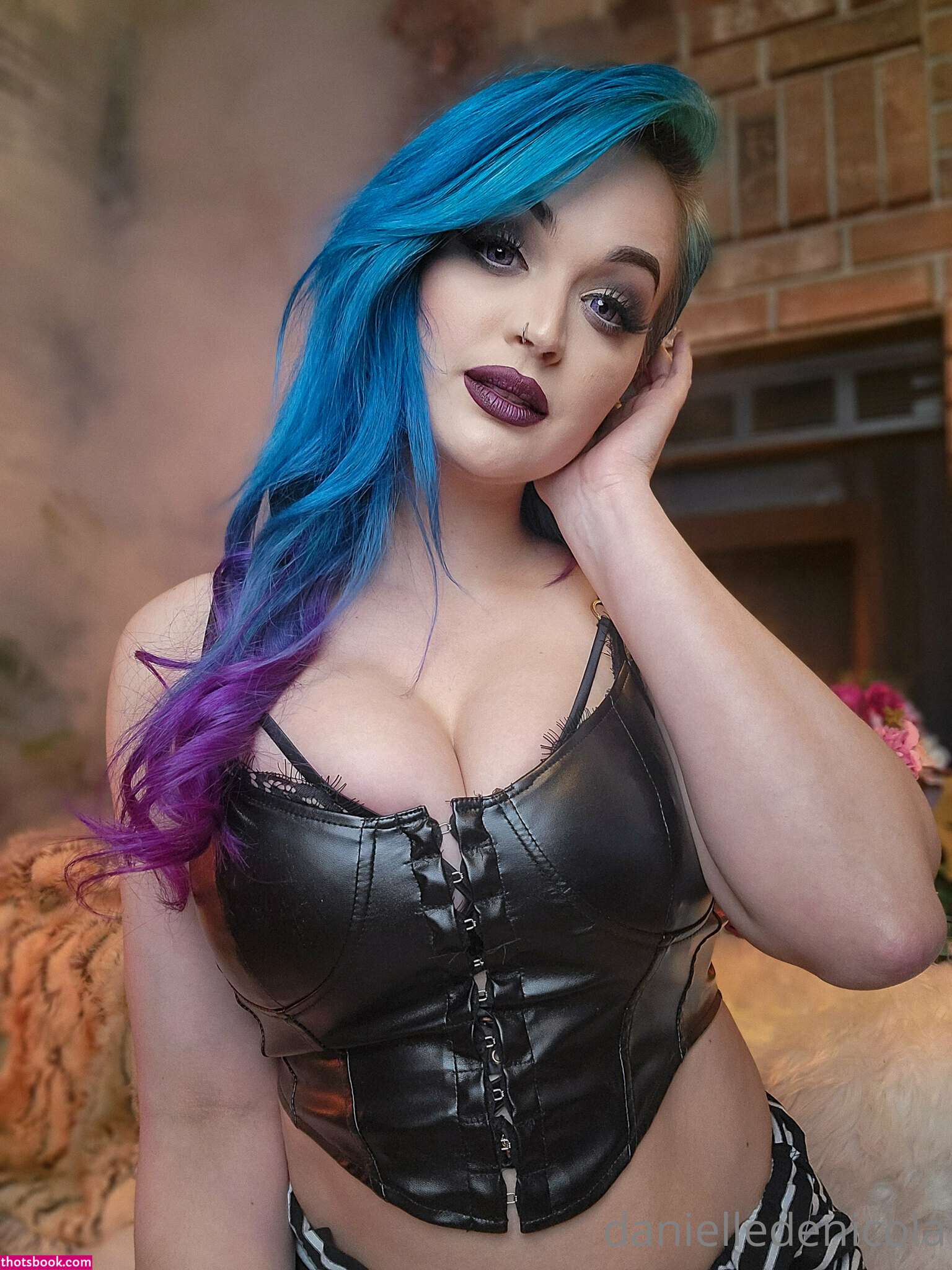 Creator Photo #408290