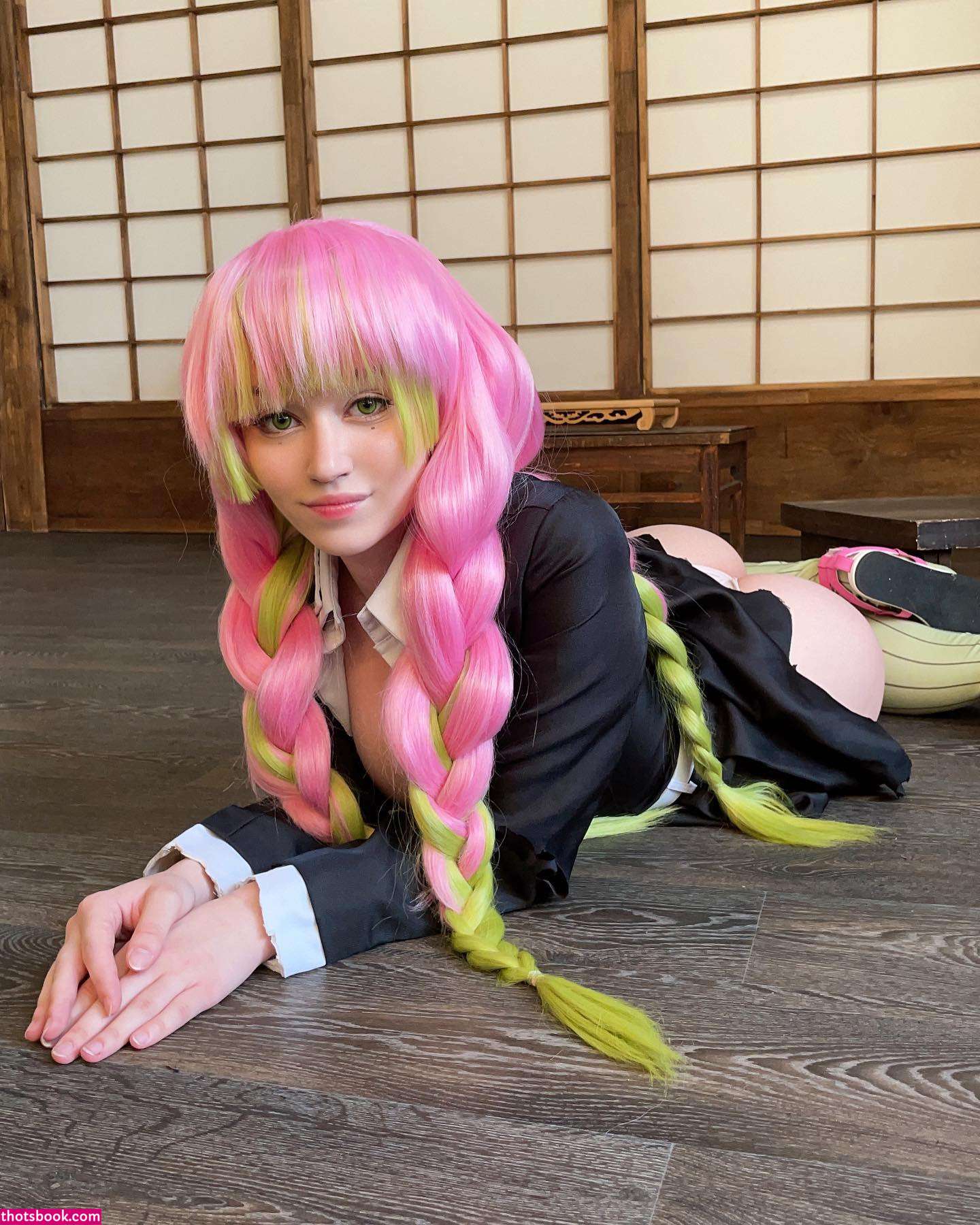 Donna Loli Photo #496