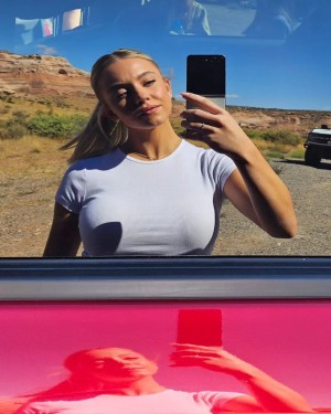 Sydney Sweeney Photo #33