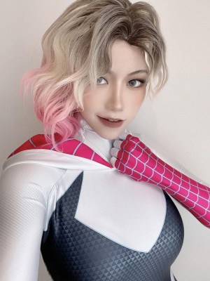 Ain Nguyen Photo #188