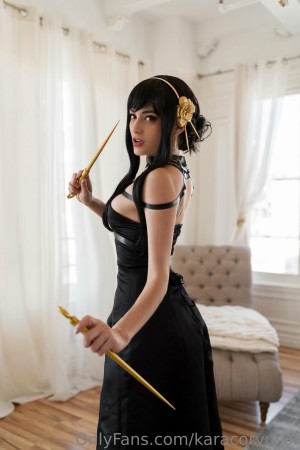 Kara Corvus Photo #409