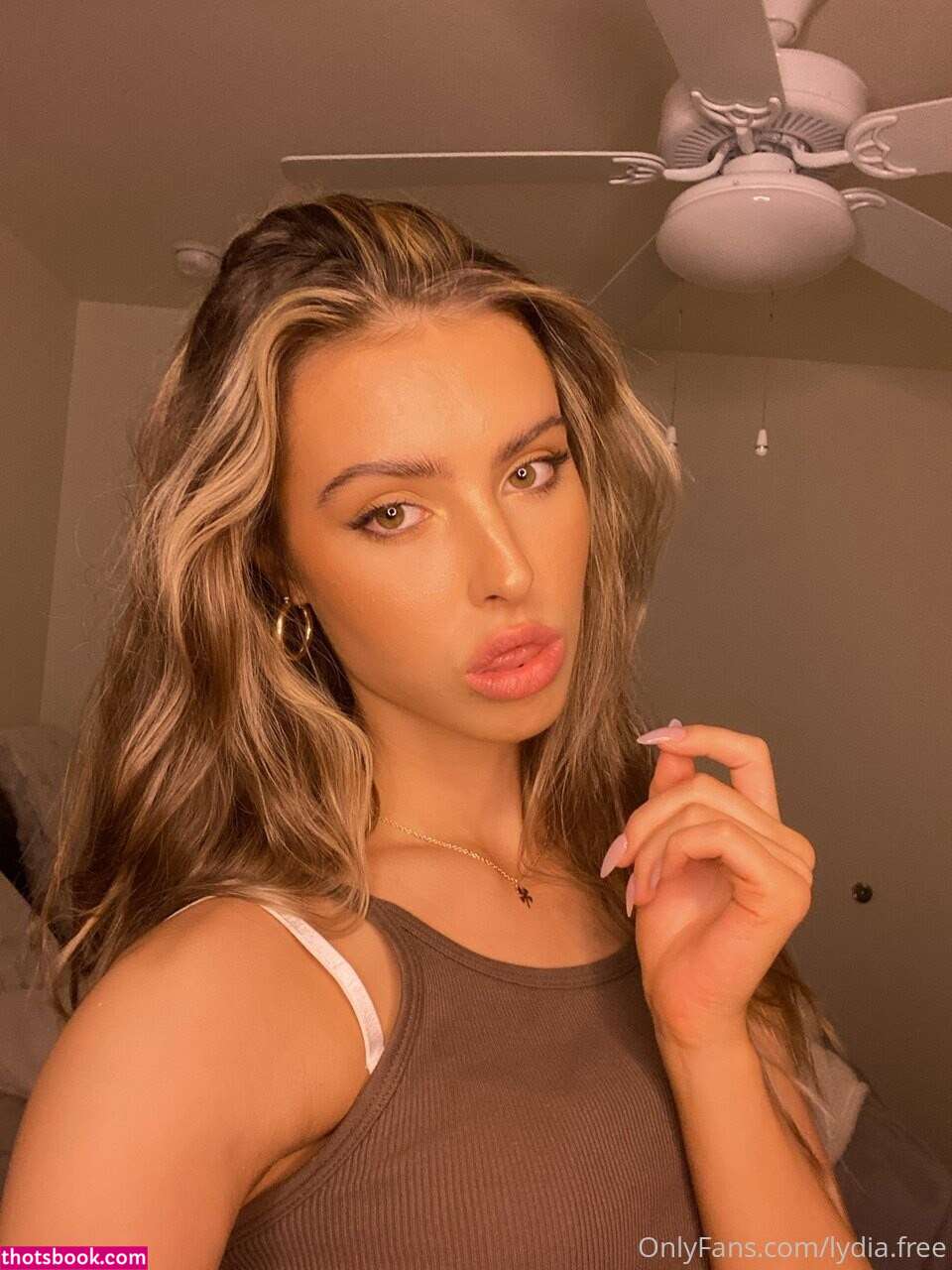 Lydia free Photo #18