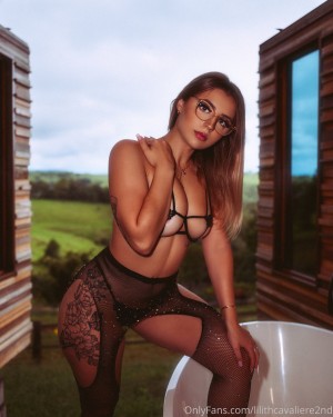 Lilith Cavaliere Photo #394