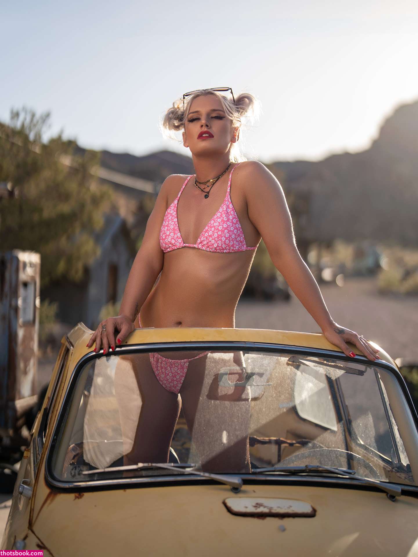 Toni Storm Photo #25