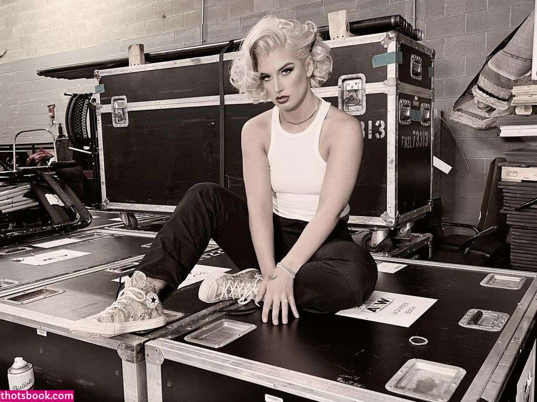 Toni Storm Photo #34