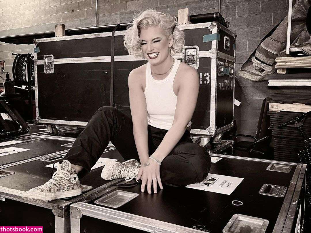 Toni Storm Photo #35