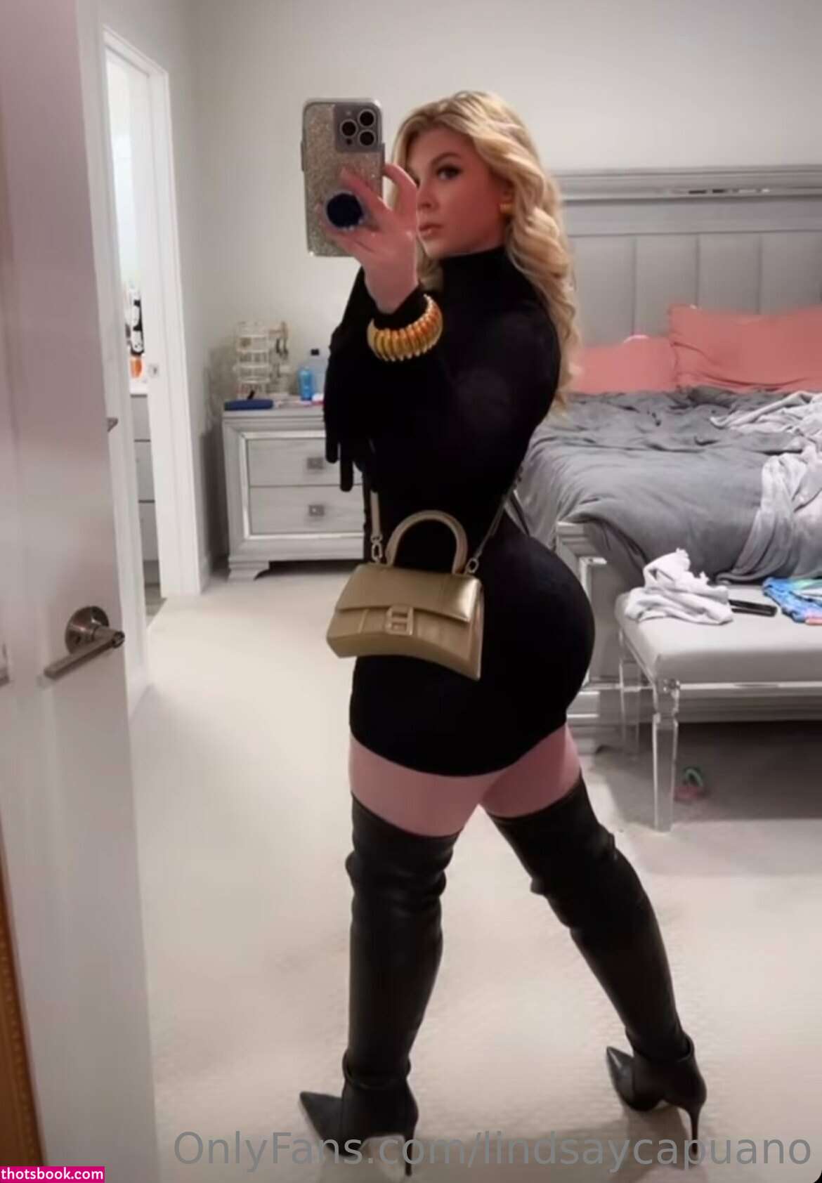 Lindsay Capuano Photo #58