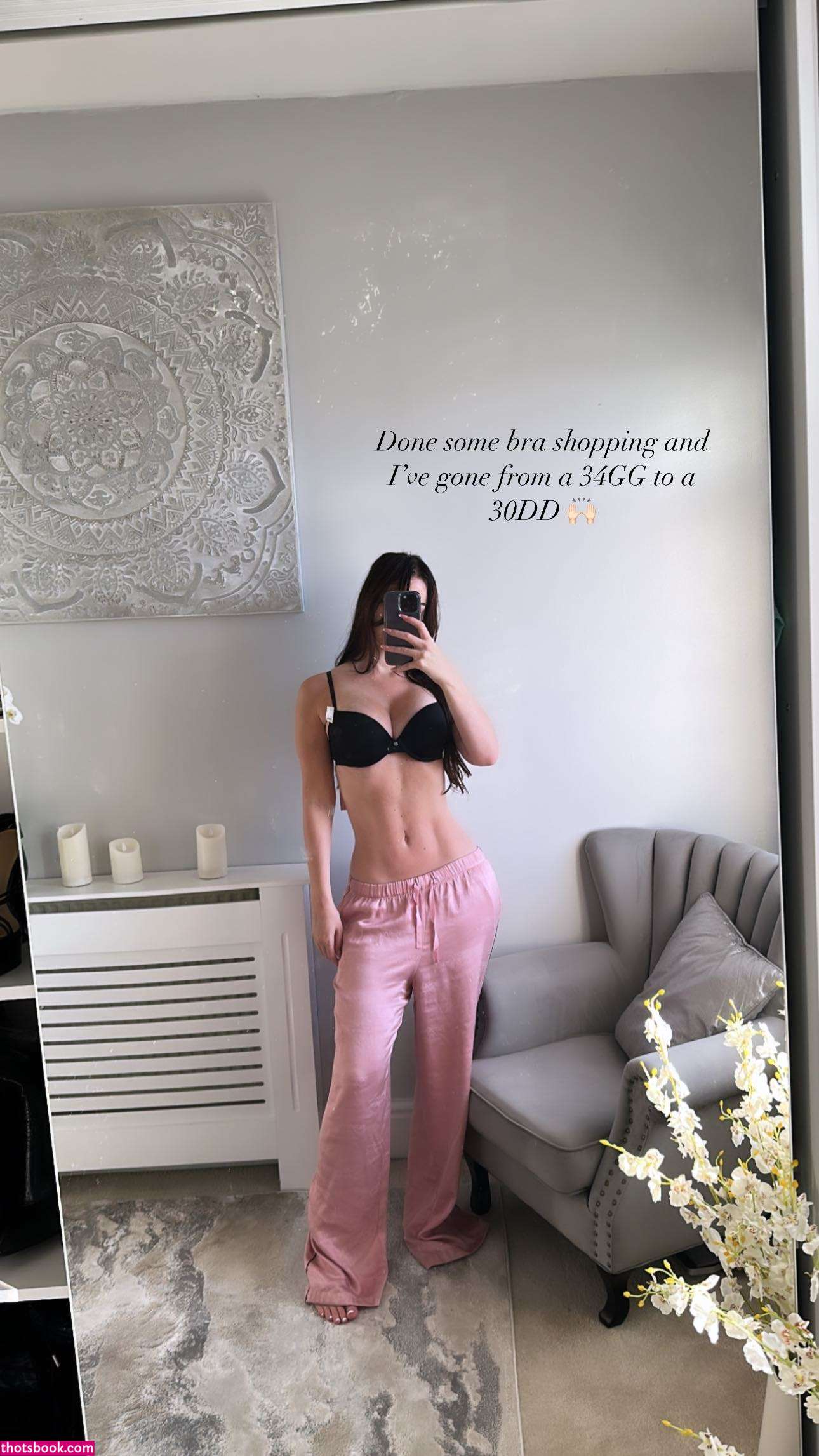 Elizabeth Georgina Photo #38