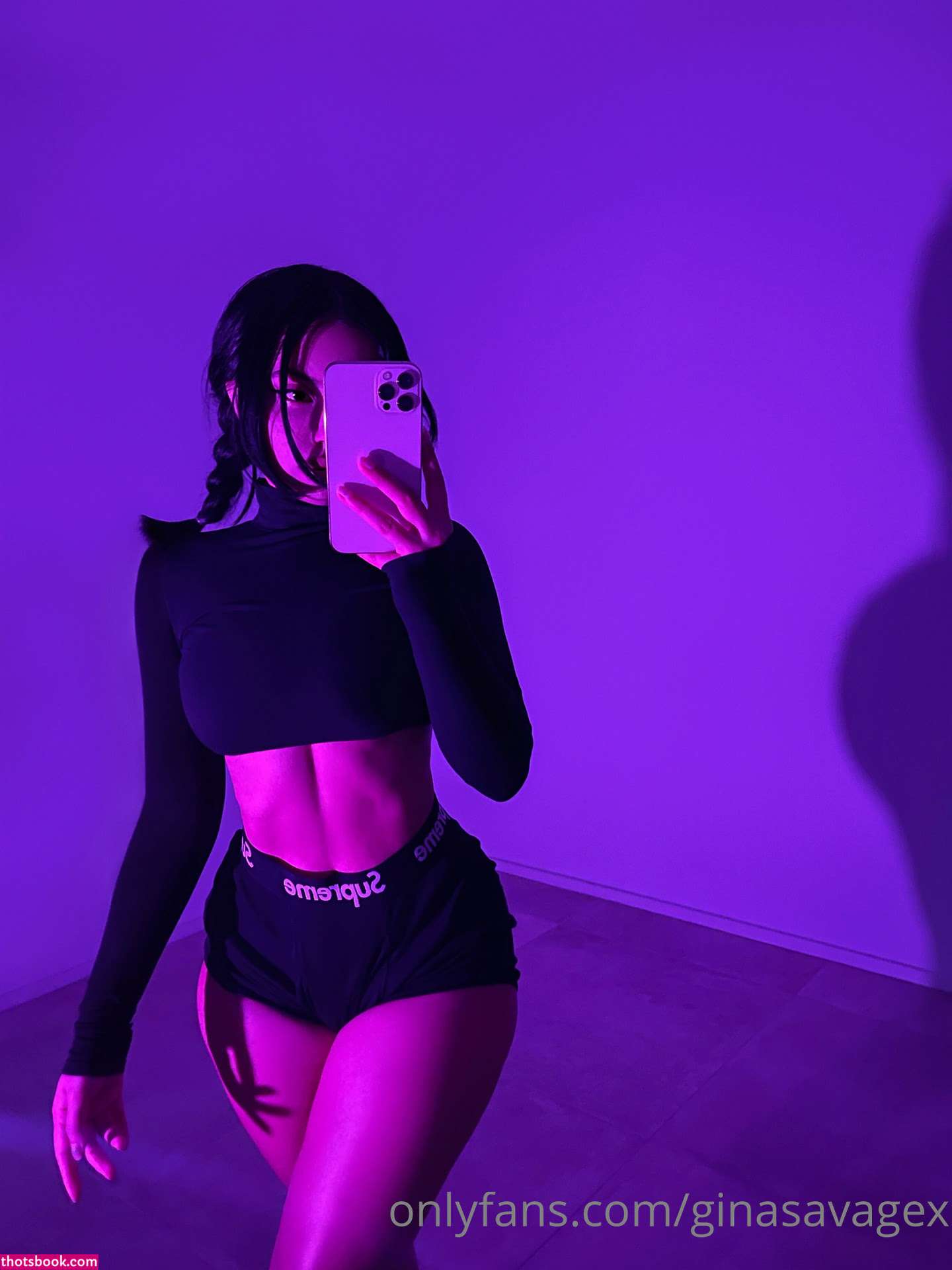 Gina Savage Photo #38