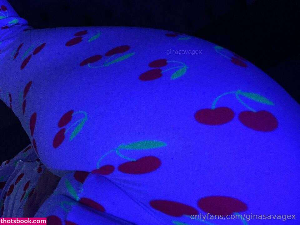 Gina Savage Photo #75