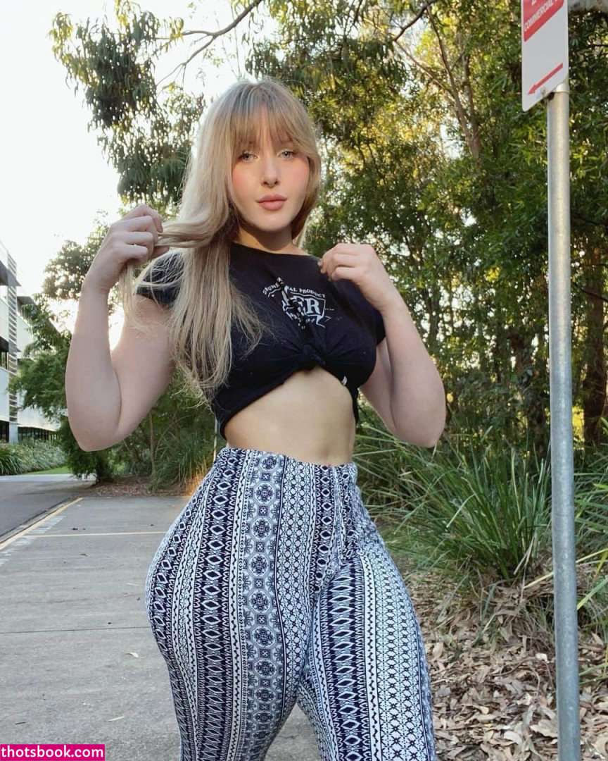 Bootybyshel Photo #21