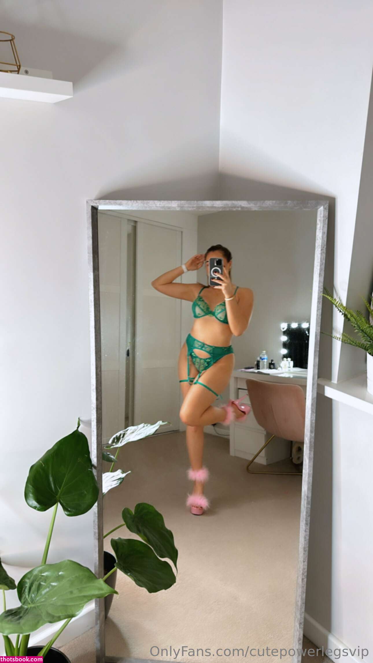 Cutepowerlegs Photo #132