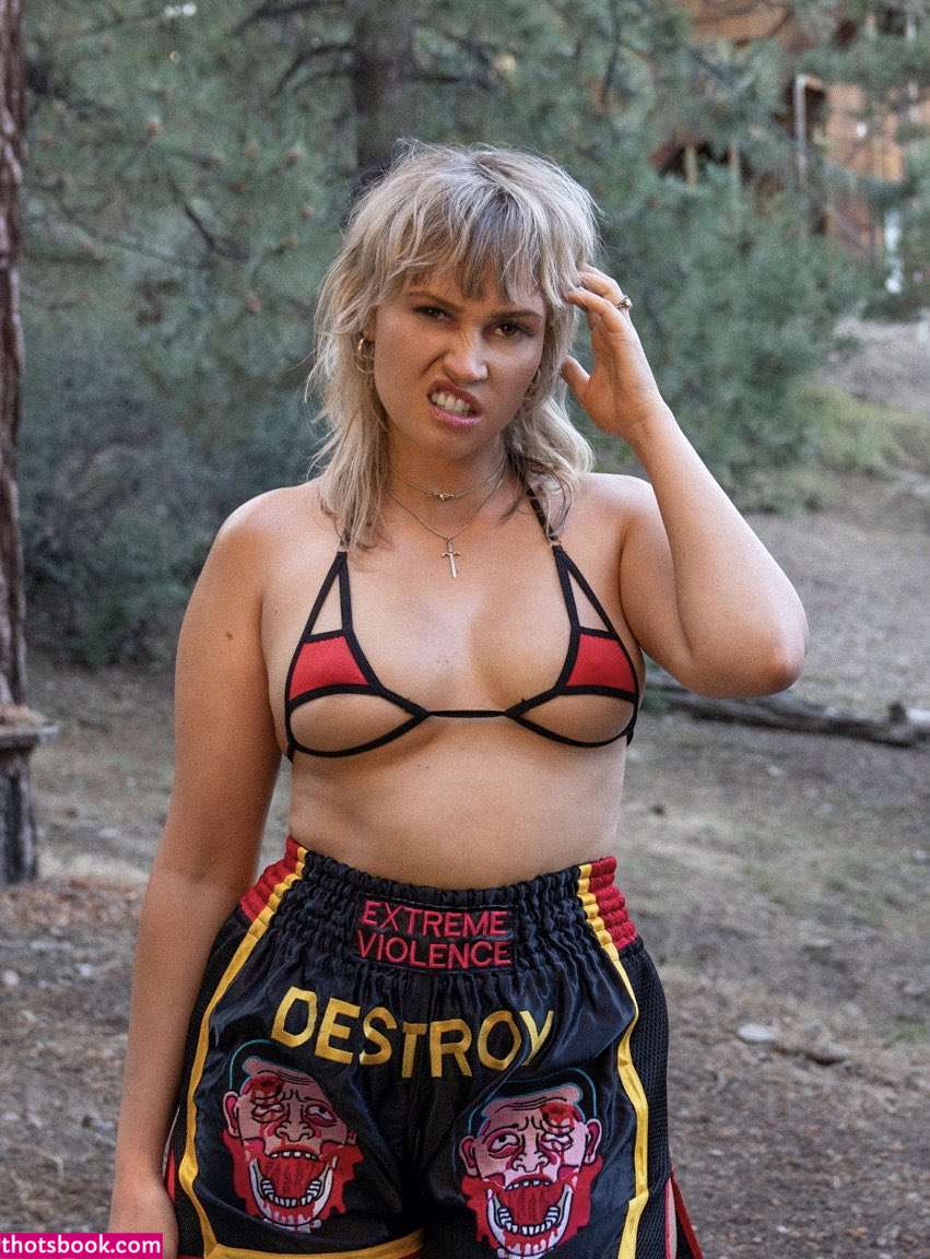 Whitney Moore Photo #30