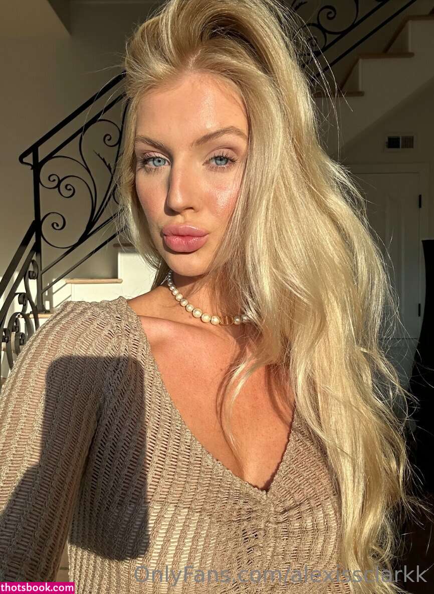 Alexis Clark Photo #47