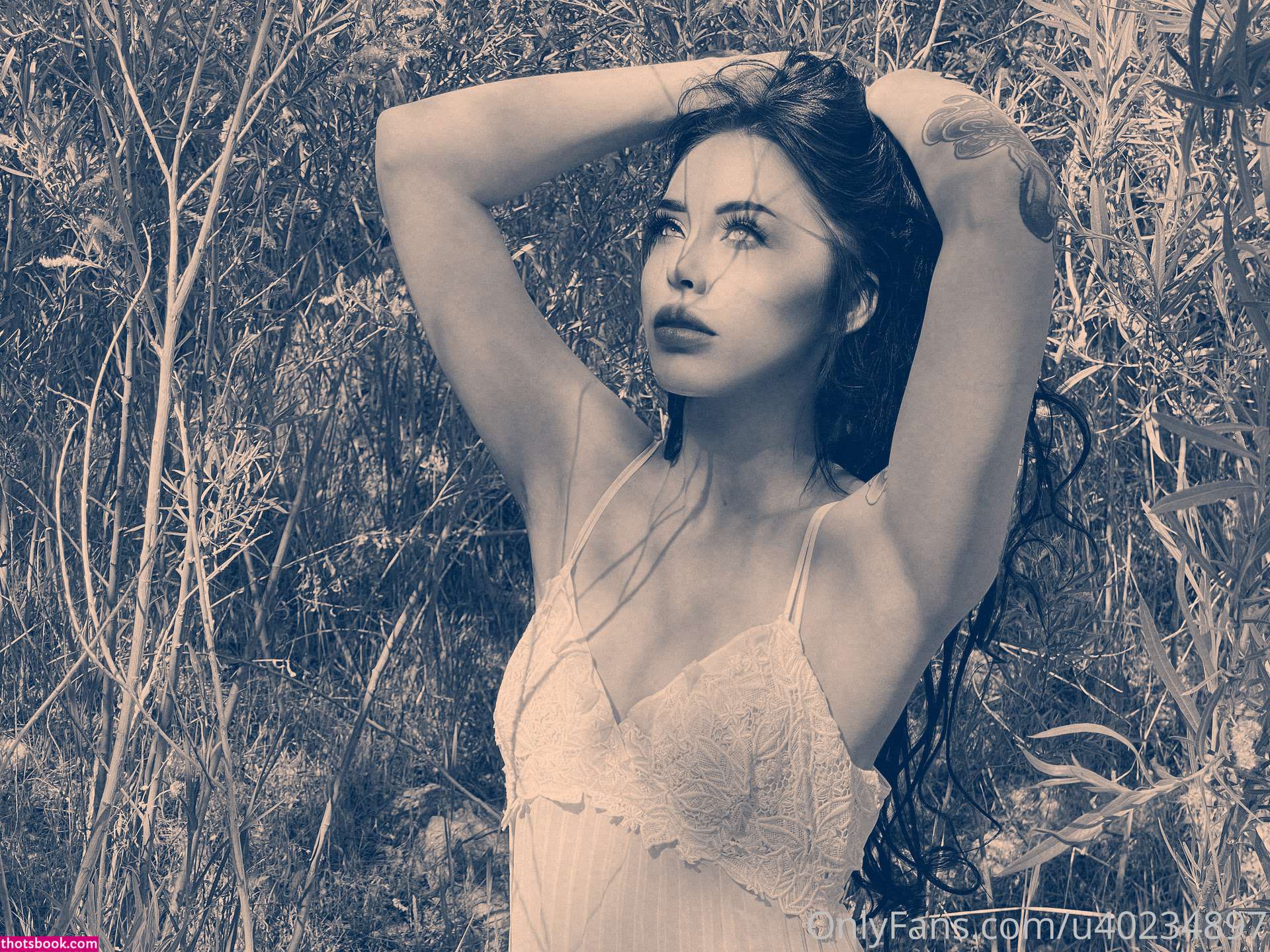 Deavan Clegg Photo #1