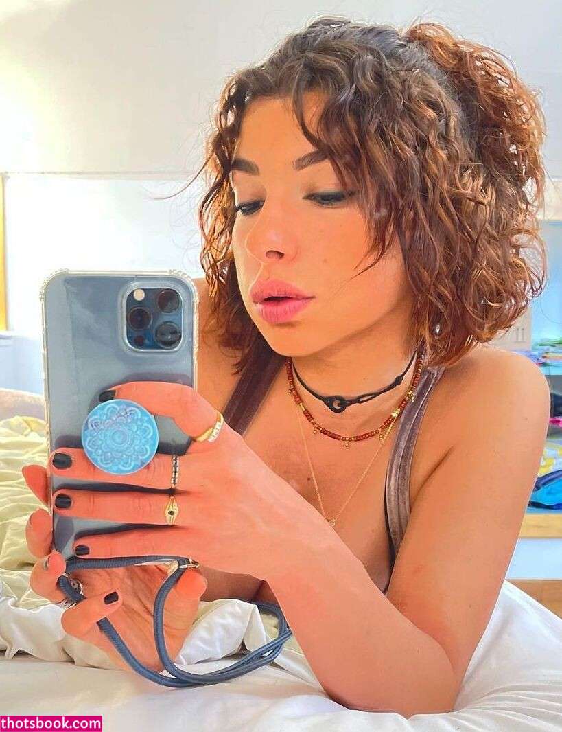 Emmy Tifrit Photo #28