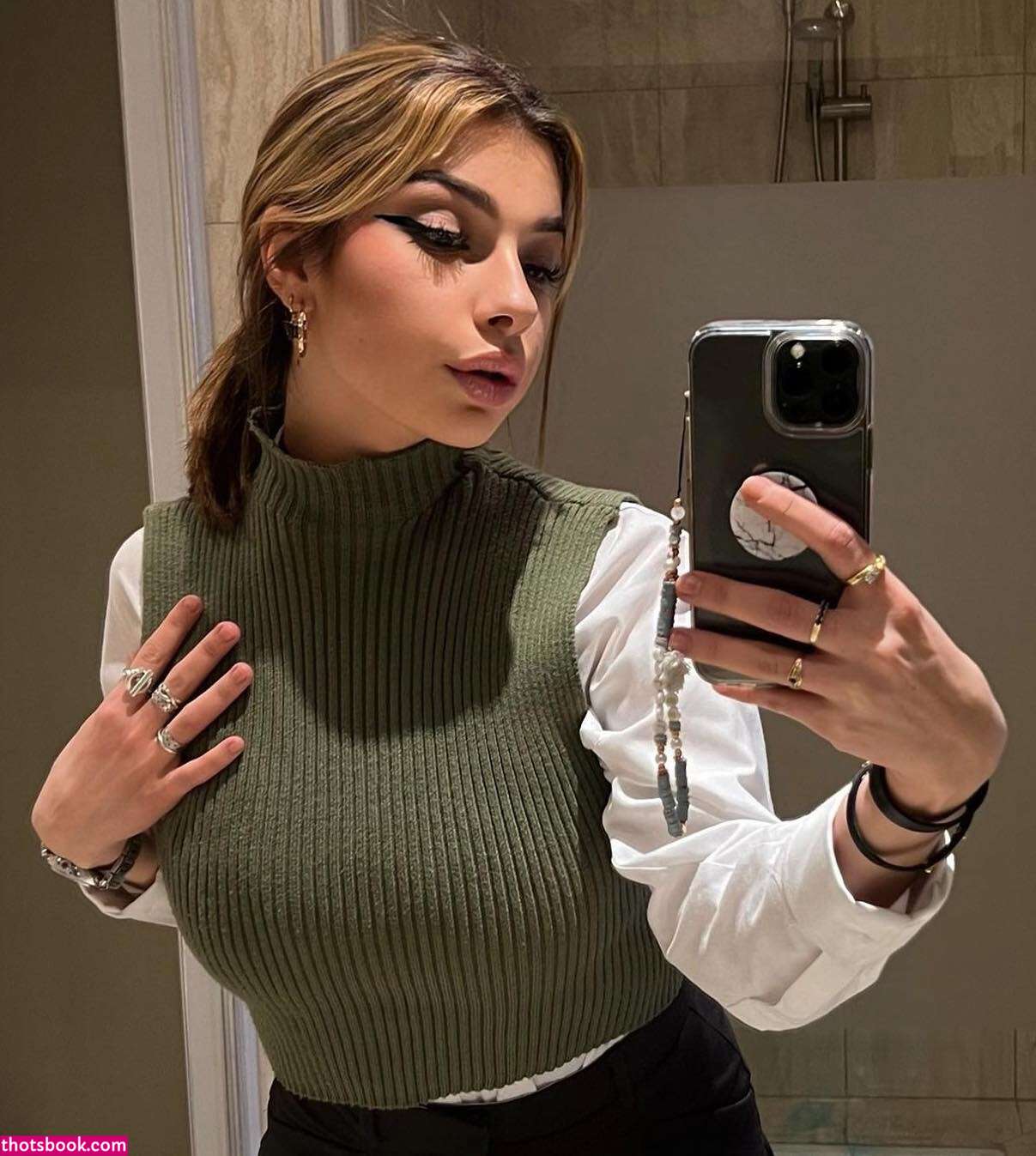 Emmy Tifrit Photo #41