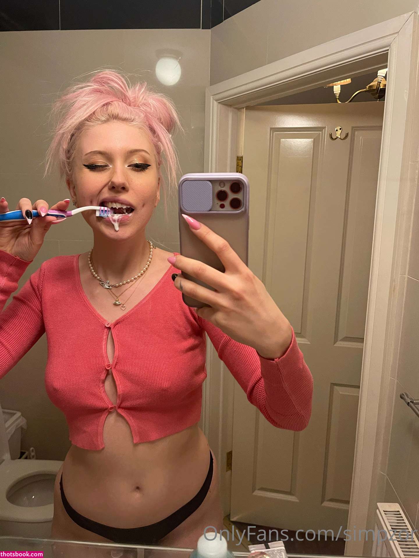 Linzor Simpzor Photo #125