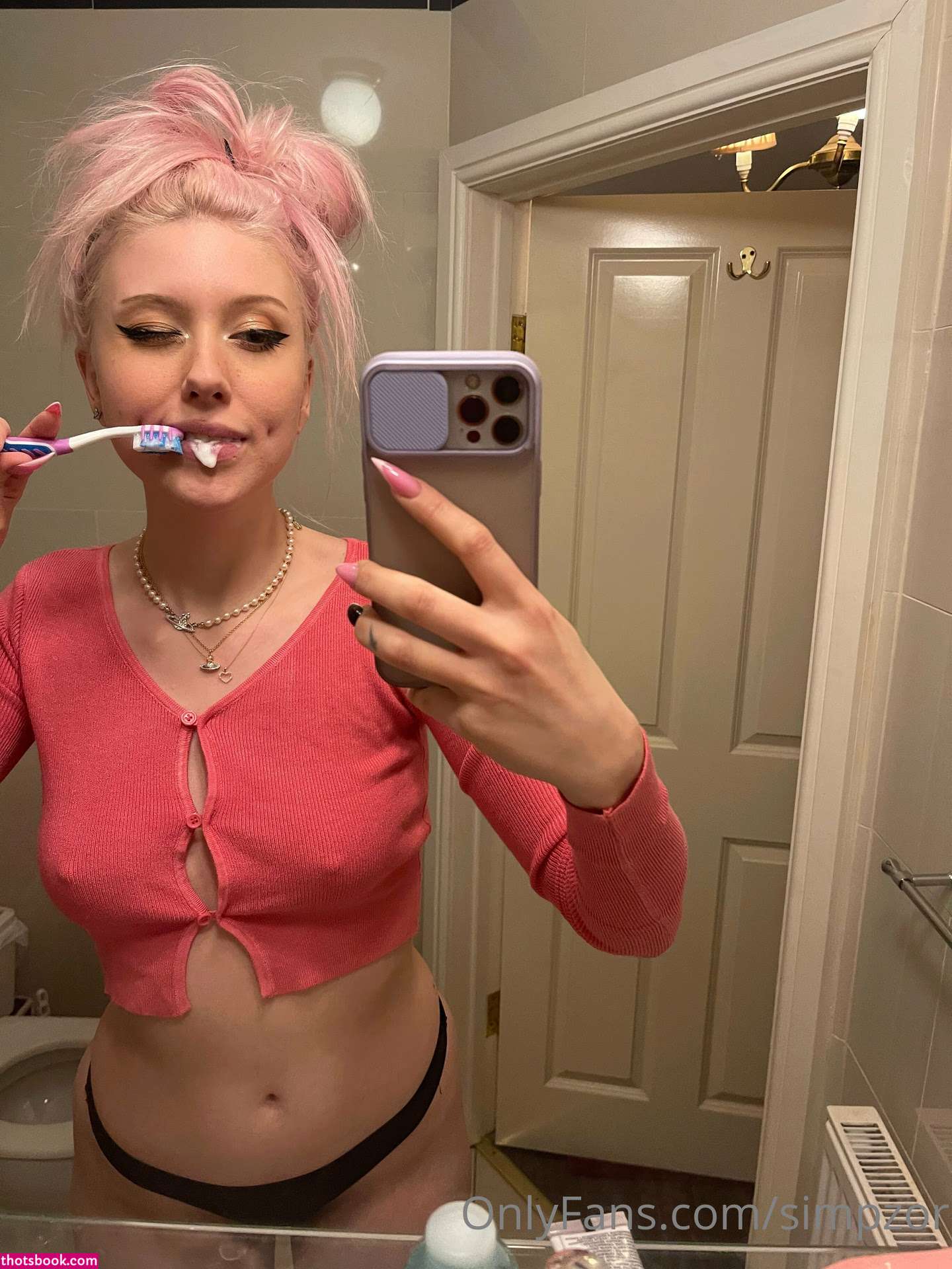 Linzor Simpzor Photo #127