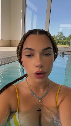 Emmy Tifrit Video #148