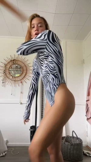 Olivia Ponton Video #124