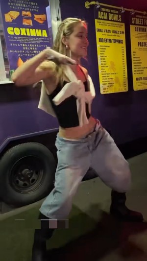 Olivia Ponton Video #125