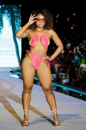 Kathryn Celestre Photo #33