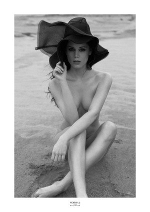 Little Caprice Photo #9